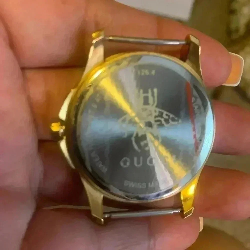 Gucci Watch - Picture 7 of 13